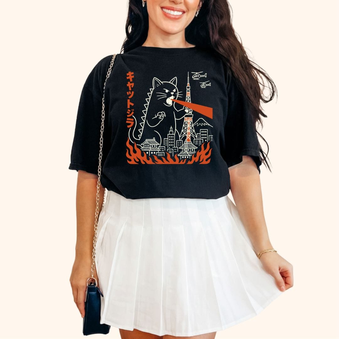 Kyattojira Visits Tokyo T-Shirt T-Shirt