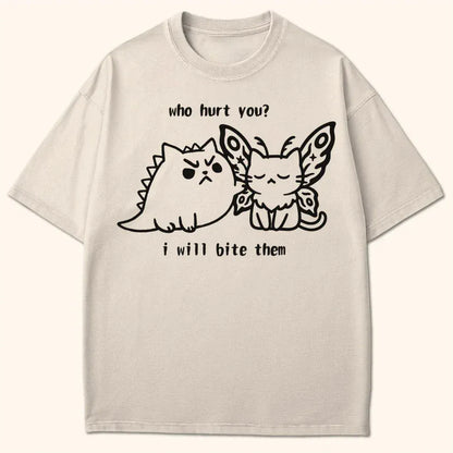 Kyattojira Bites T-Shirt Ivory / S 92735030828519053157 T-Shirt