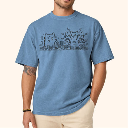 Smol Kyattojira Vs King Nekodorah T-Shirt T-Shirt